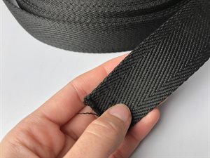 Gjordbånd - taskehank i sildebensmønster og sort, 38 mm